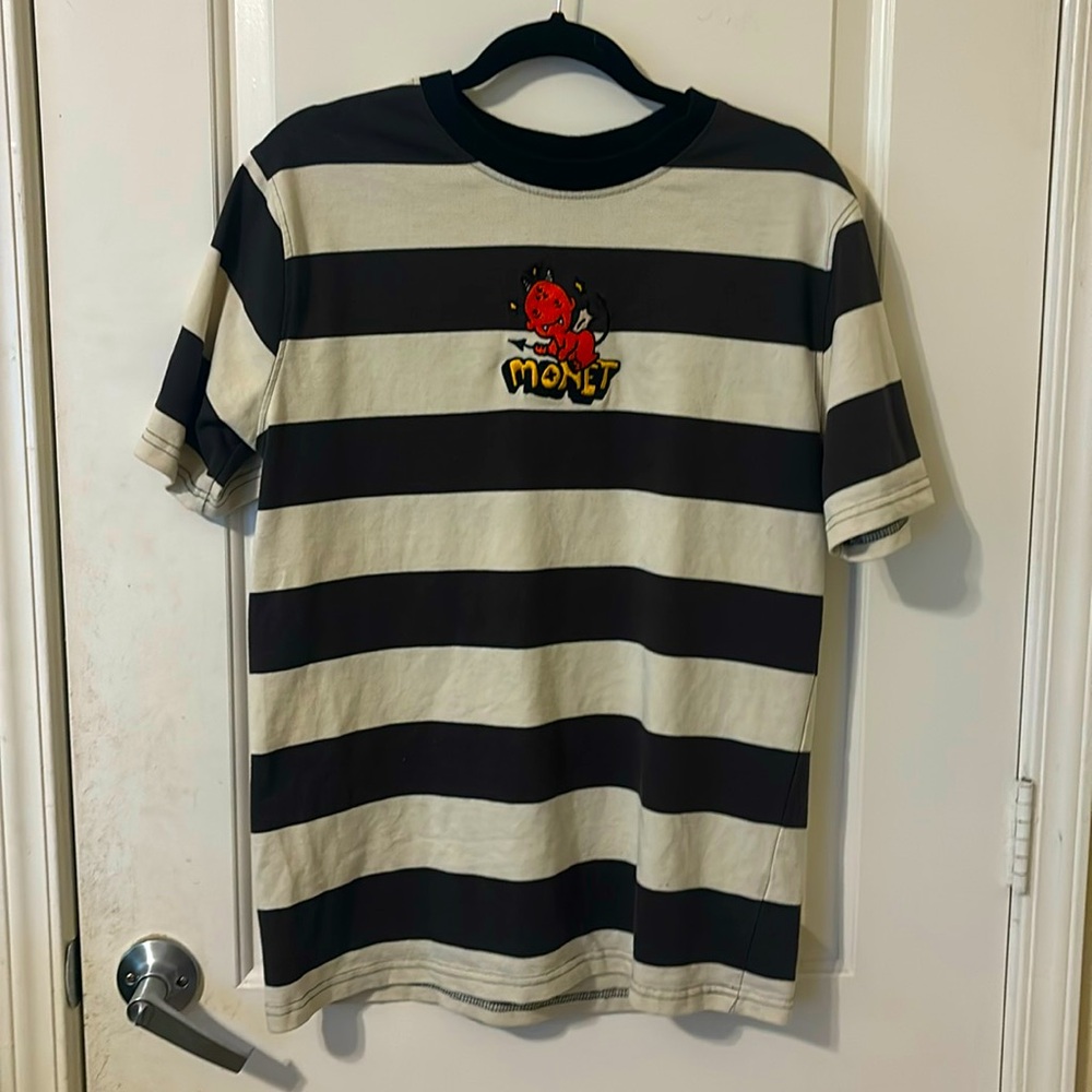 Skater brand t-shirt